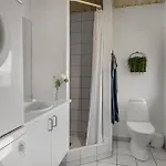 בית נופש Stunning In With Sauna *