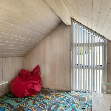 Stunning In With Sauna Сasa de vacaciones Knebel