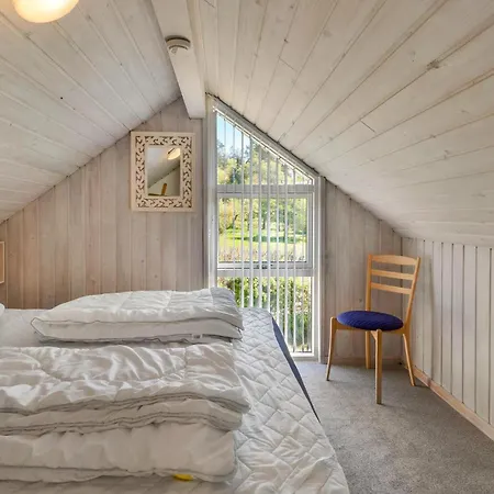 Сasa de vacaciones Stunning In With Sauna Knebel