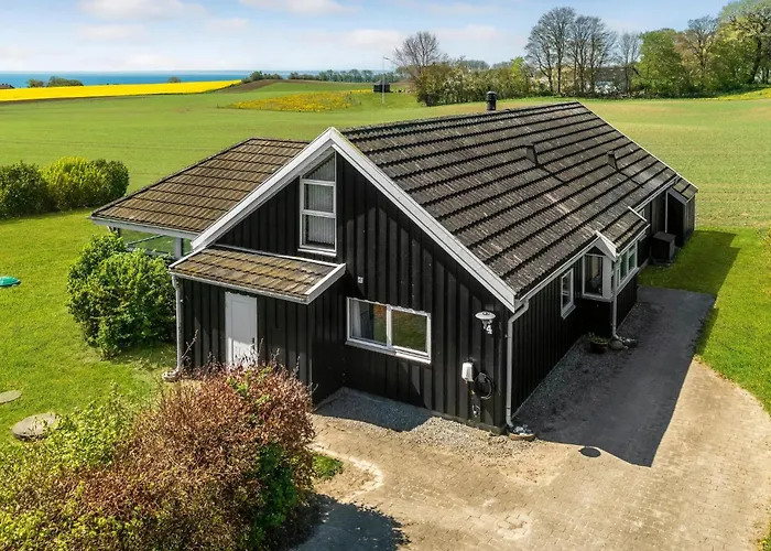 Dom wakacyjny Stunning In With Sauna *