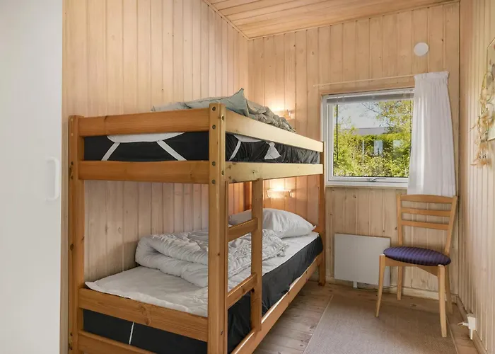 Semesterbostad Stunning In With Sauna Knebel
