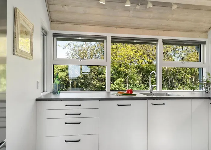 Dom wakacyjny Stunning In With Sauna